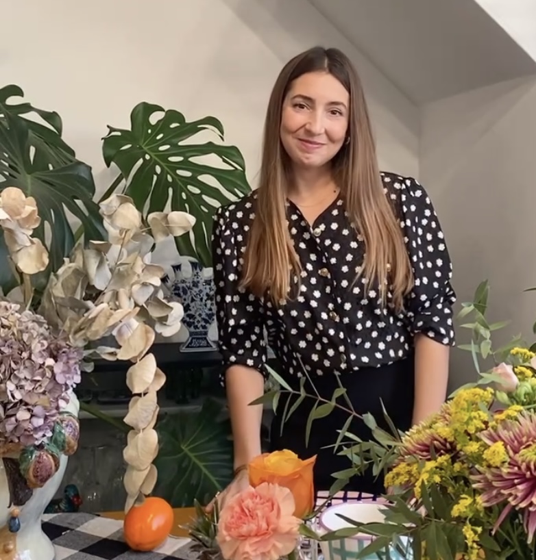 Bonjour! I am Léa, the creator behind Vaisselle.