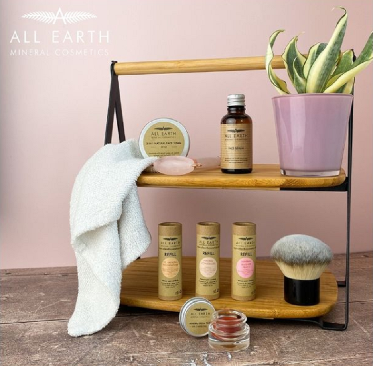 Reduce ,Reuse, Recycle Sustainable Vegan Eco Makeup