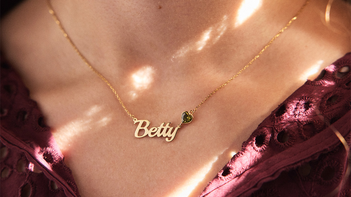 betty necklace personalised