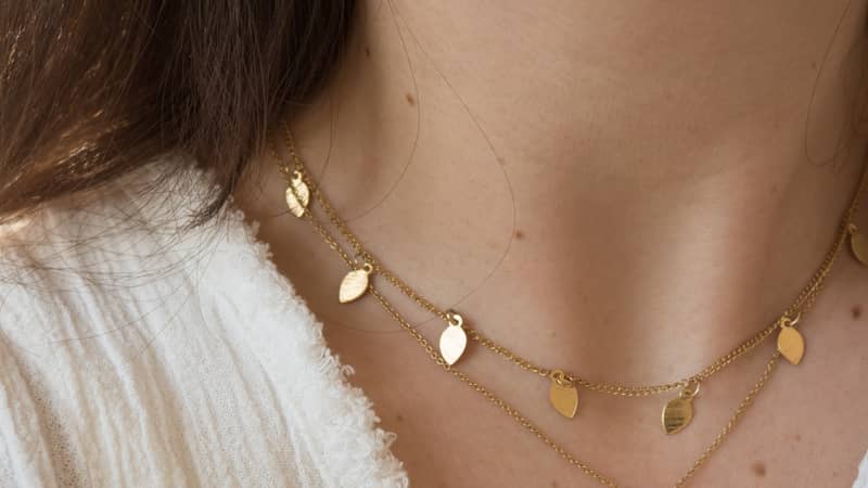 She Glows Jewels model wearing La Notte Necklace