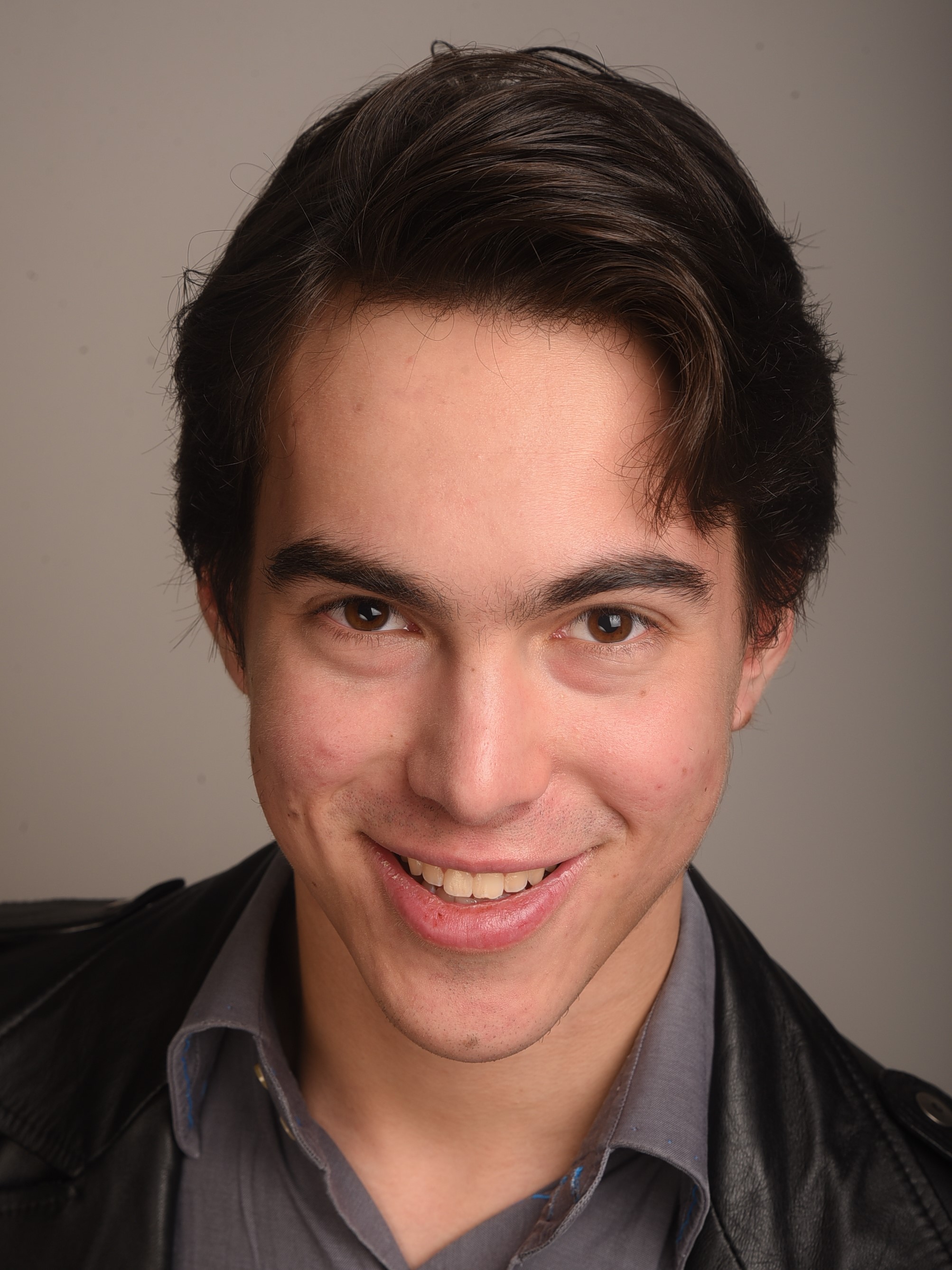 Hi! I am Kirill, the founder of LCL. We're a small family business designing home decorations and craft sets!