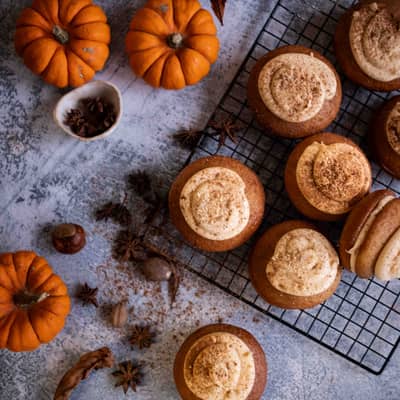 Is it a donut? Is it a macaron? No! It's a Whoopie Pie!