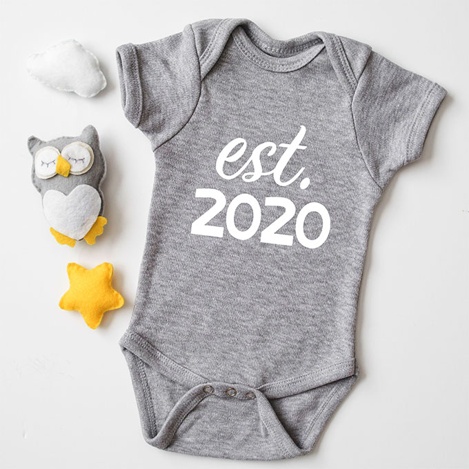 est birth year babygrow