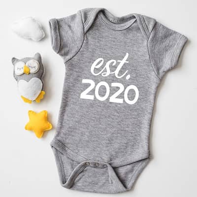 est birth year babygrow