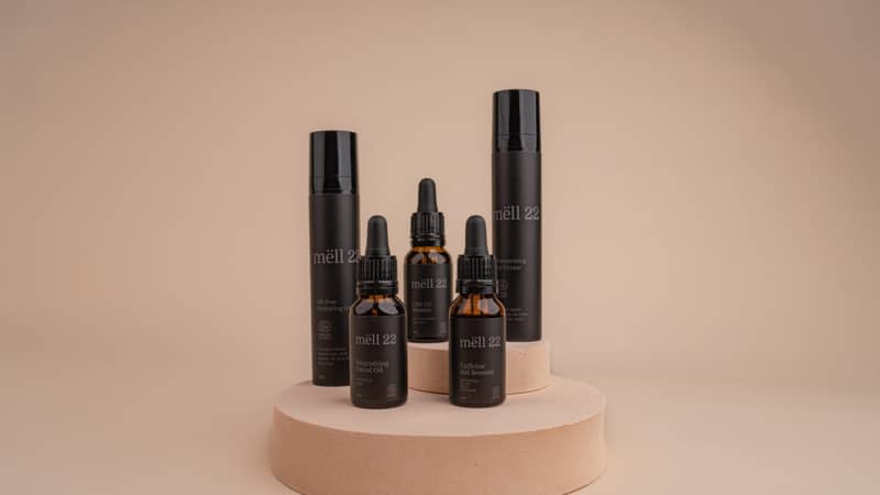 mëll 22 signature skincare collection