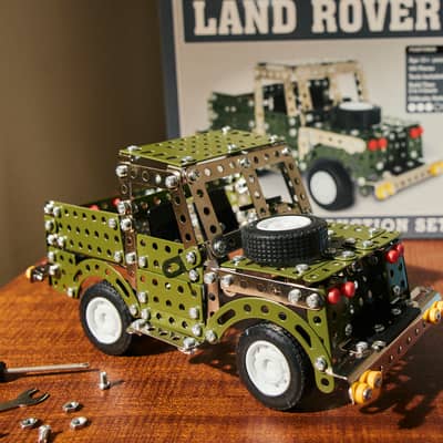 Land Rover Construction Set
