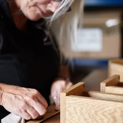 Hand finishing wacth boxes