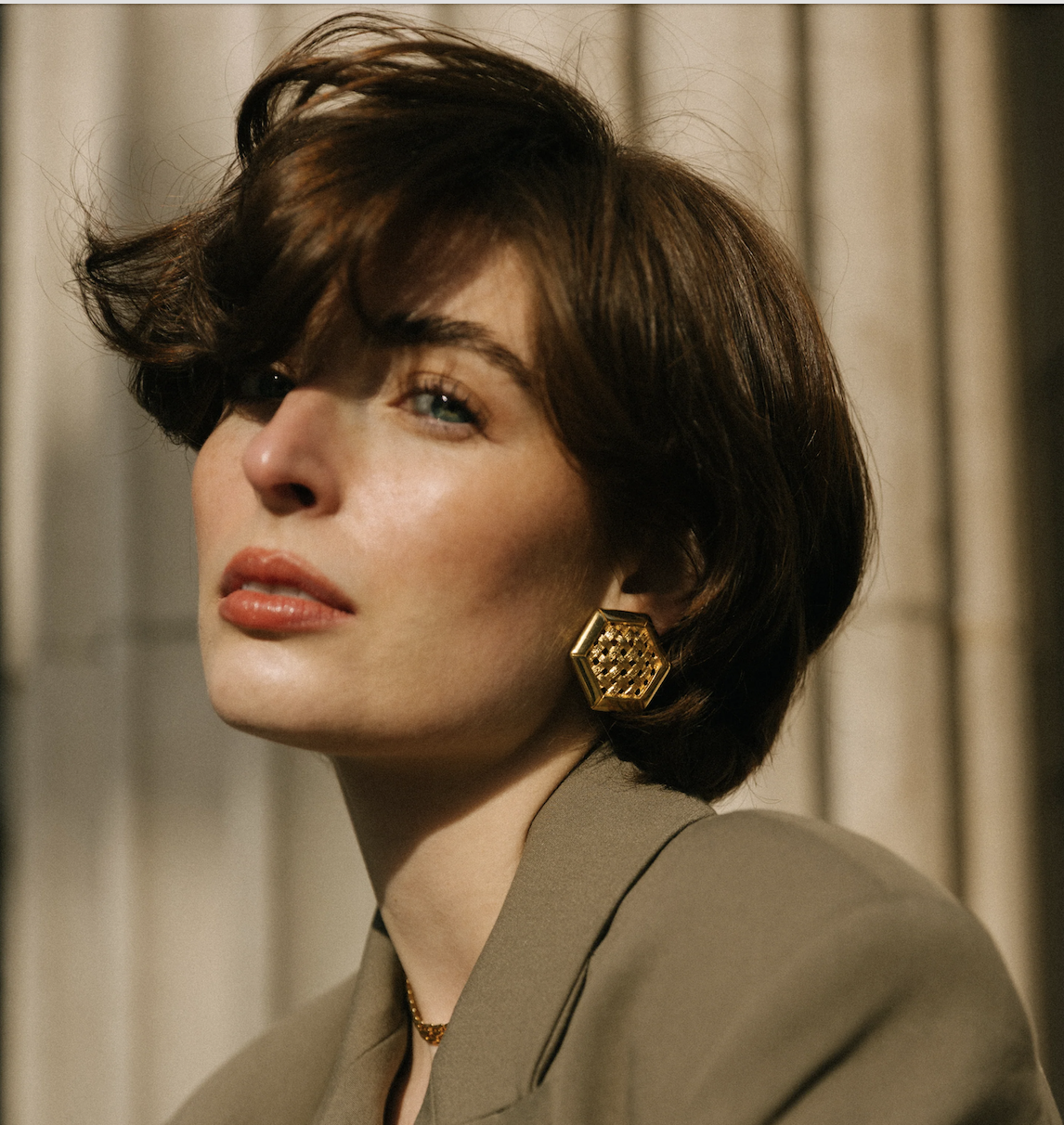 Soh vintage earrings statement 