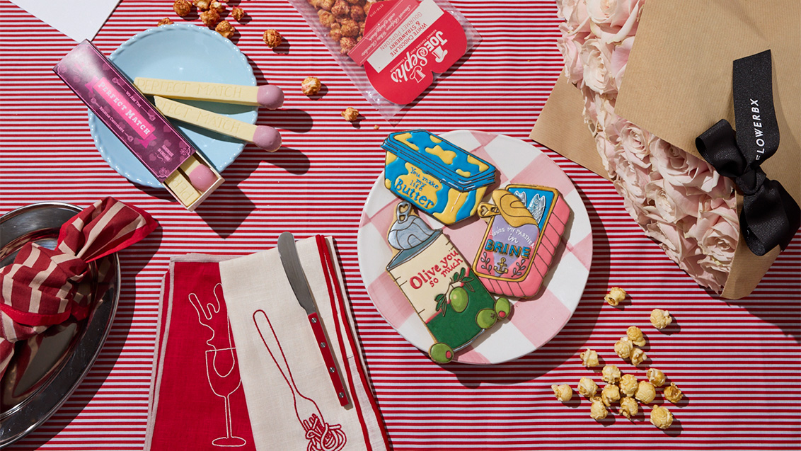 Valentines themes tablescape