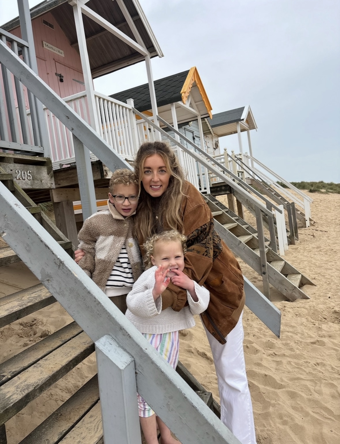 Meet Tami and her 2 children 