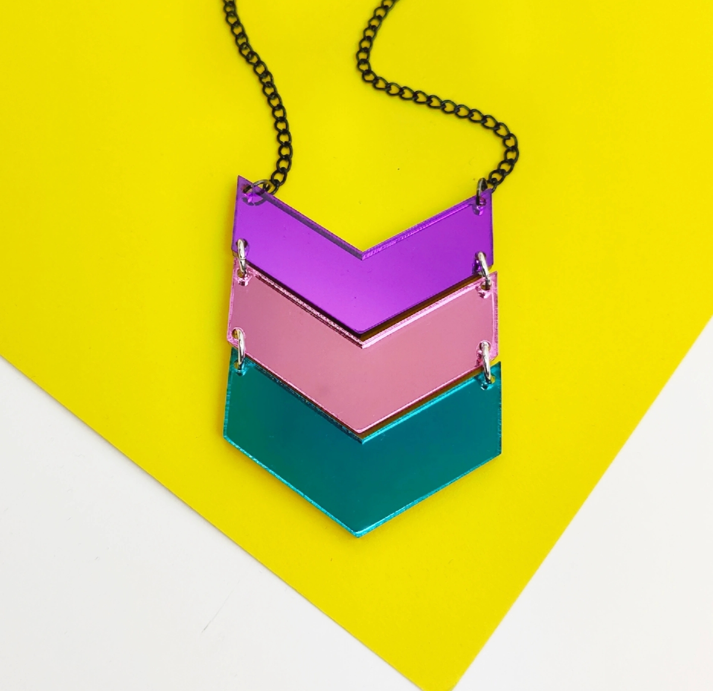 bold chevron acrylic necklace