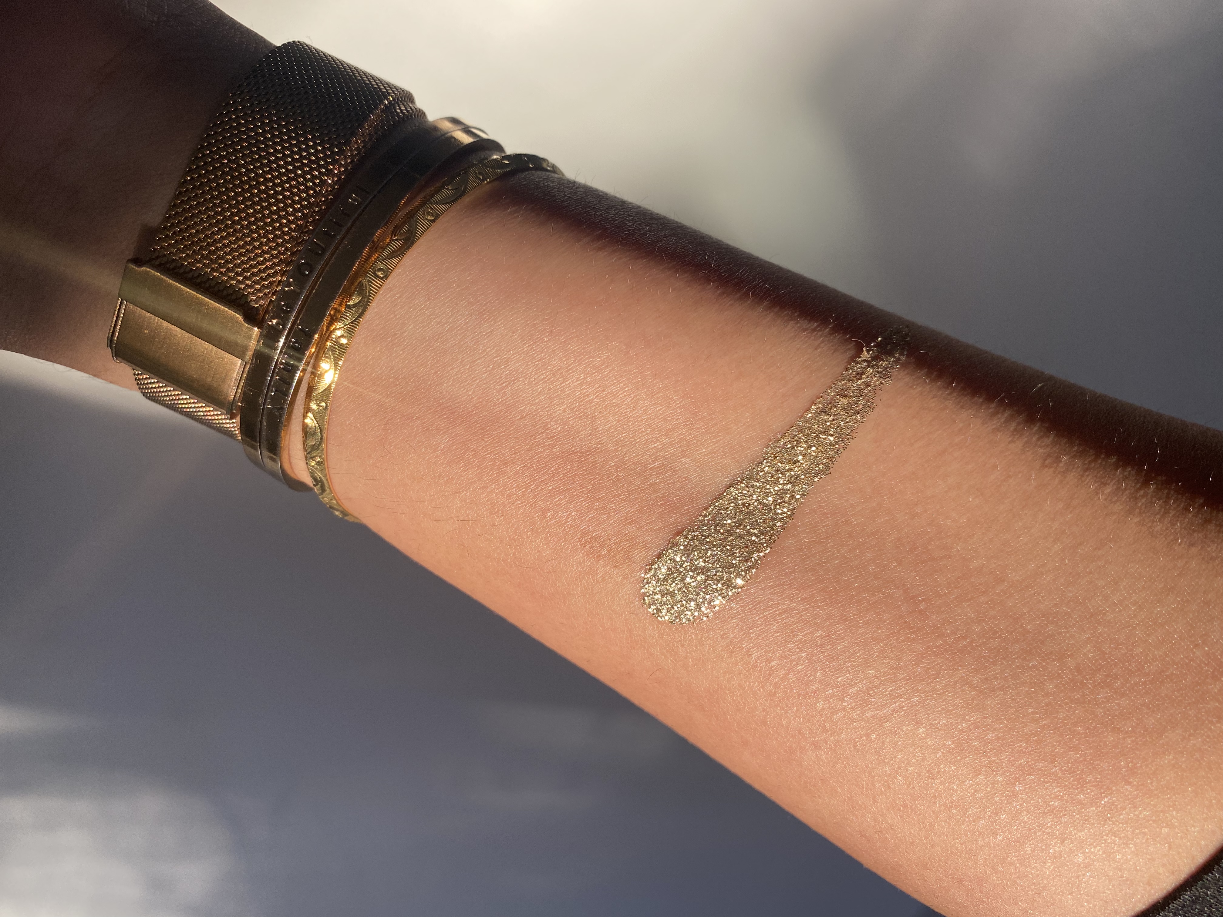 Handmade pressed glitter pigments - vegan & cruelty free