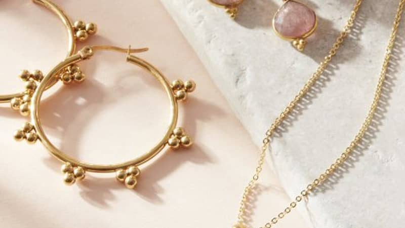 Bohemian handmade jewellery. Jewellery featuring gemstones and semi precious stones.