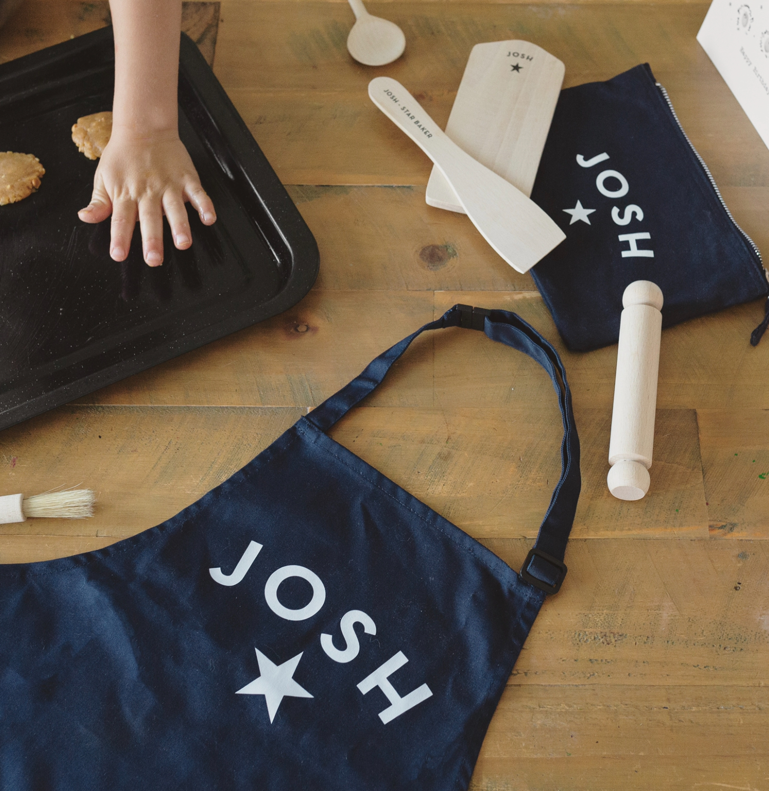 Personalised baking set
