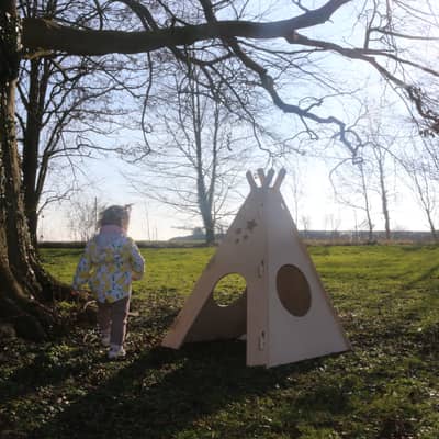 The Beautiful Wooden Tepee - Indoor & outdoor use - No tools needed