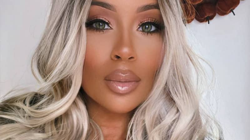 This whimsical strawberry cushion fashioned from the softest cotton velvet, beckons you to a world of comfort and luxury. The minutest of details are meticulous