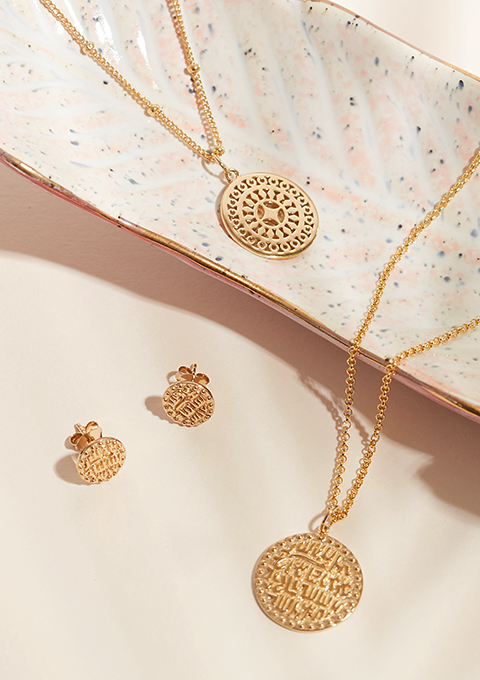 Luxury Branded Gift Packaging With Every Order