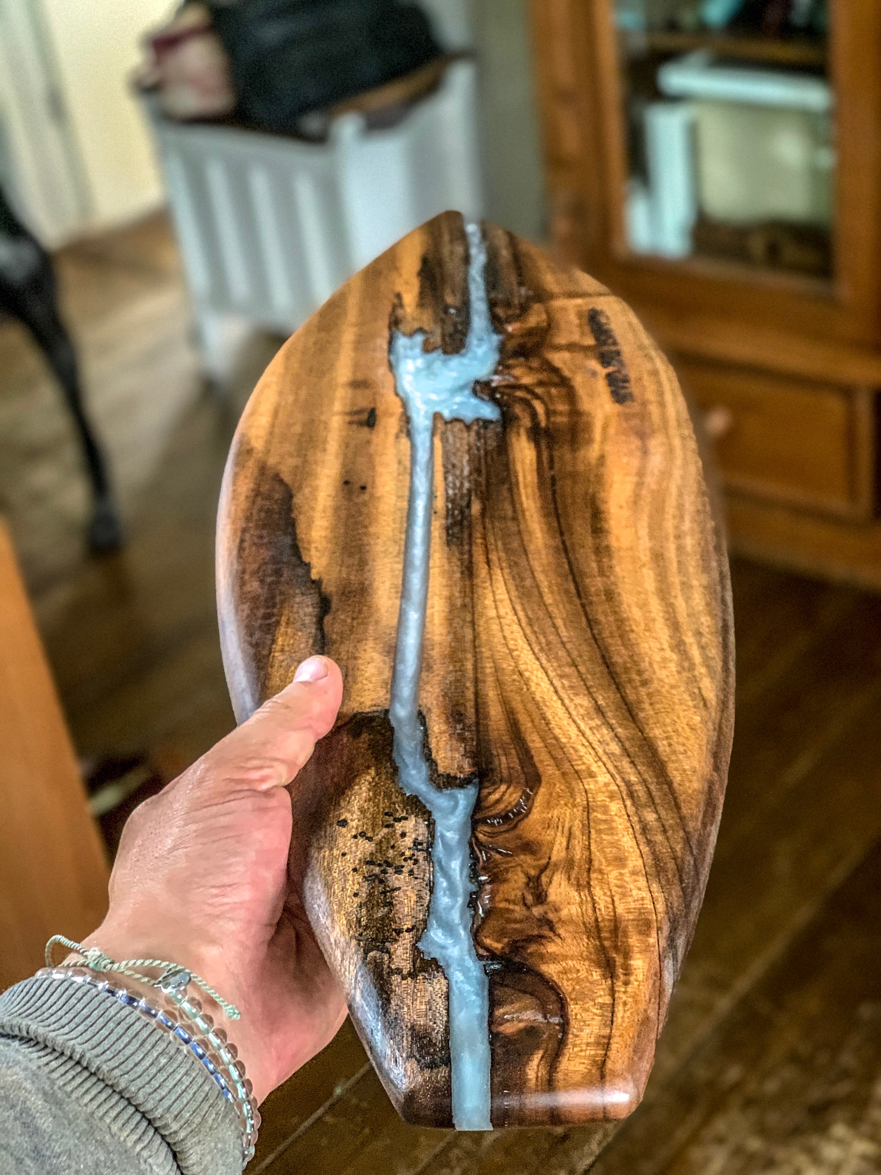 Surf board shape serving board