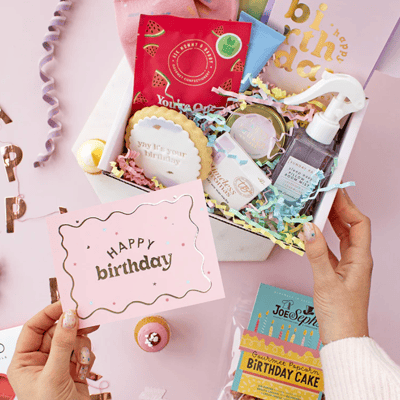 Somebody wants to remind you how amazing you are tag over a beautiful treatbox