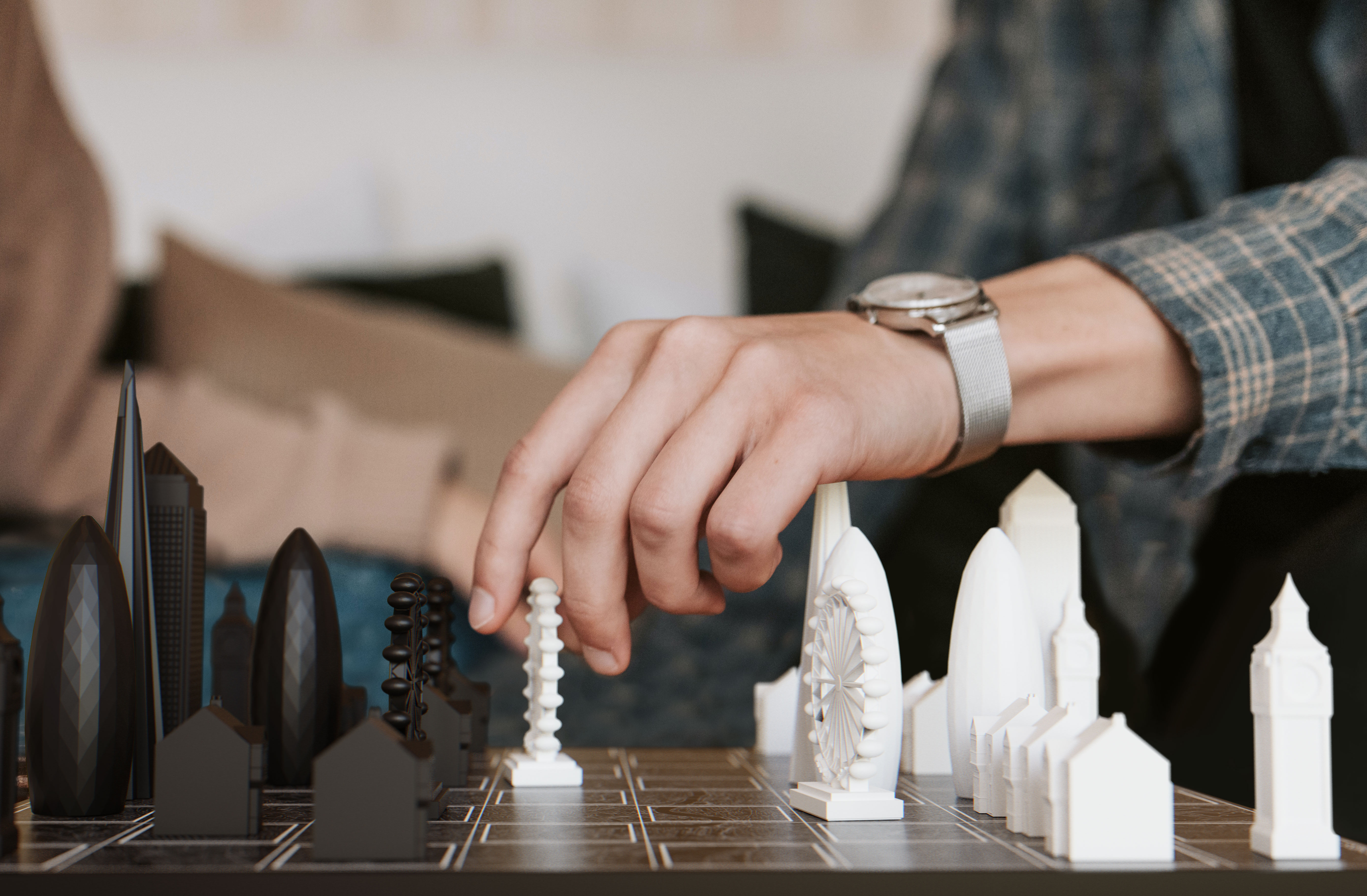 Skyline Chess London edition in play