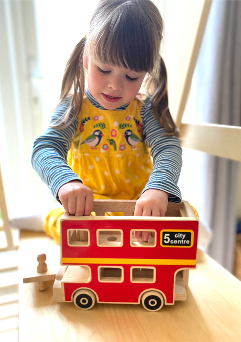 Lanka Kade city bus playset