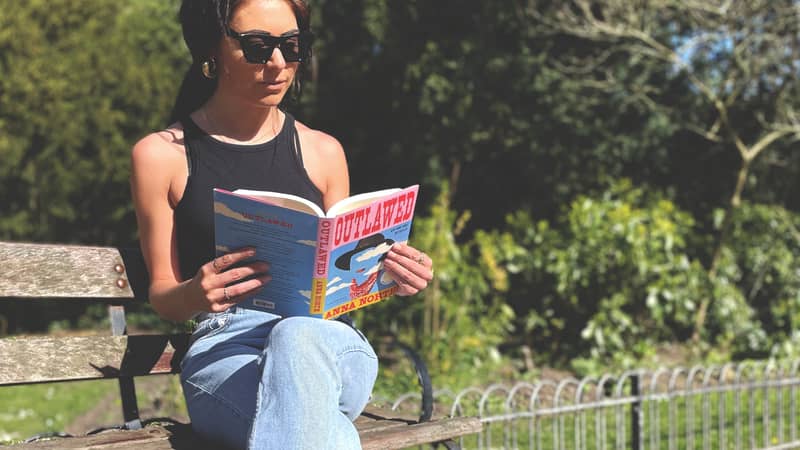 Chloe GiftSmith Reading in the Park