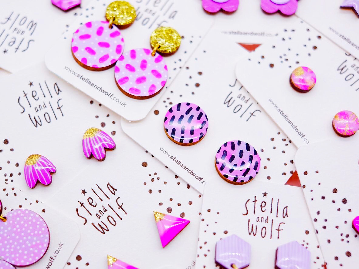 Patterned pink earrings 