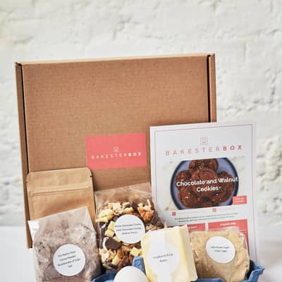 Chocolate and Walnut Baking Kit