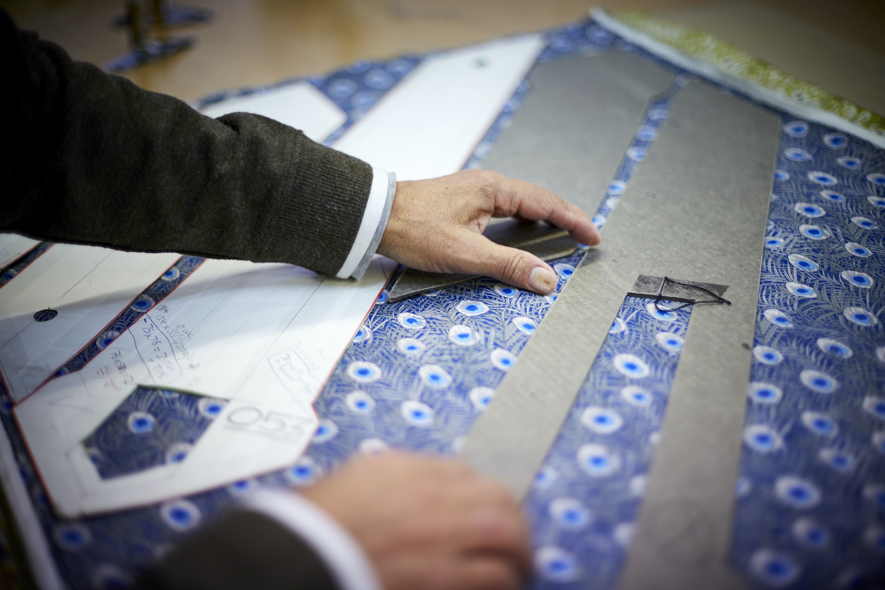 Dancys tie being made