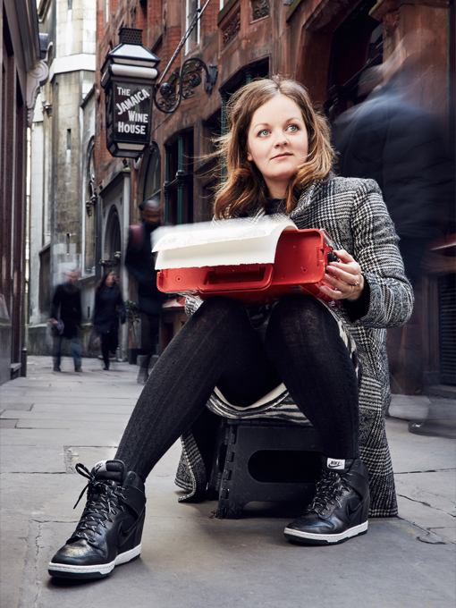 Keira Rathbone Typewriter ARtist in the street with typewriter , typing