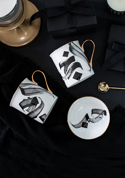 Safar London arabic calligraphy ceramics