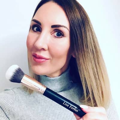 adorn U Personalised Makeup Brushese