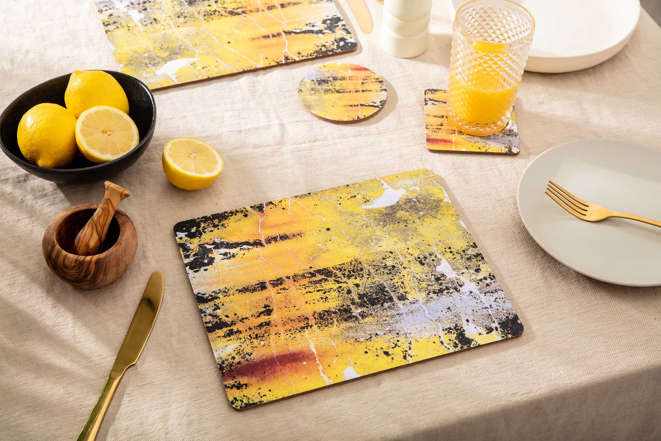yellow pattern placemats 
