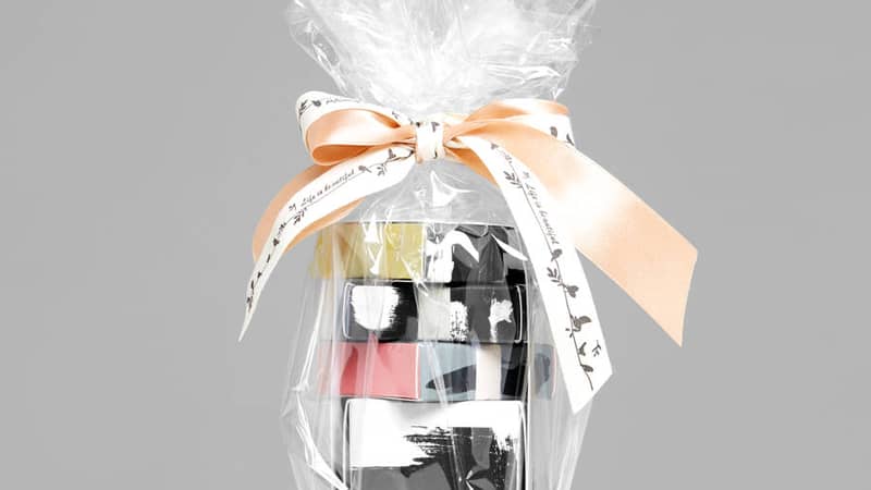 For the abstract look, use Apharsec Cubisticated nail stamp