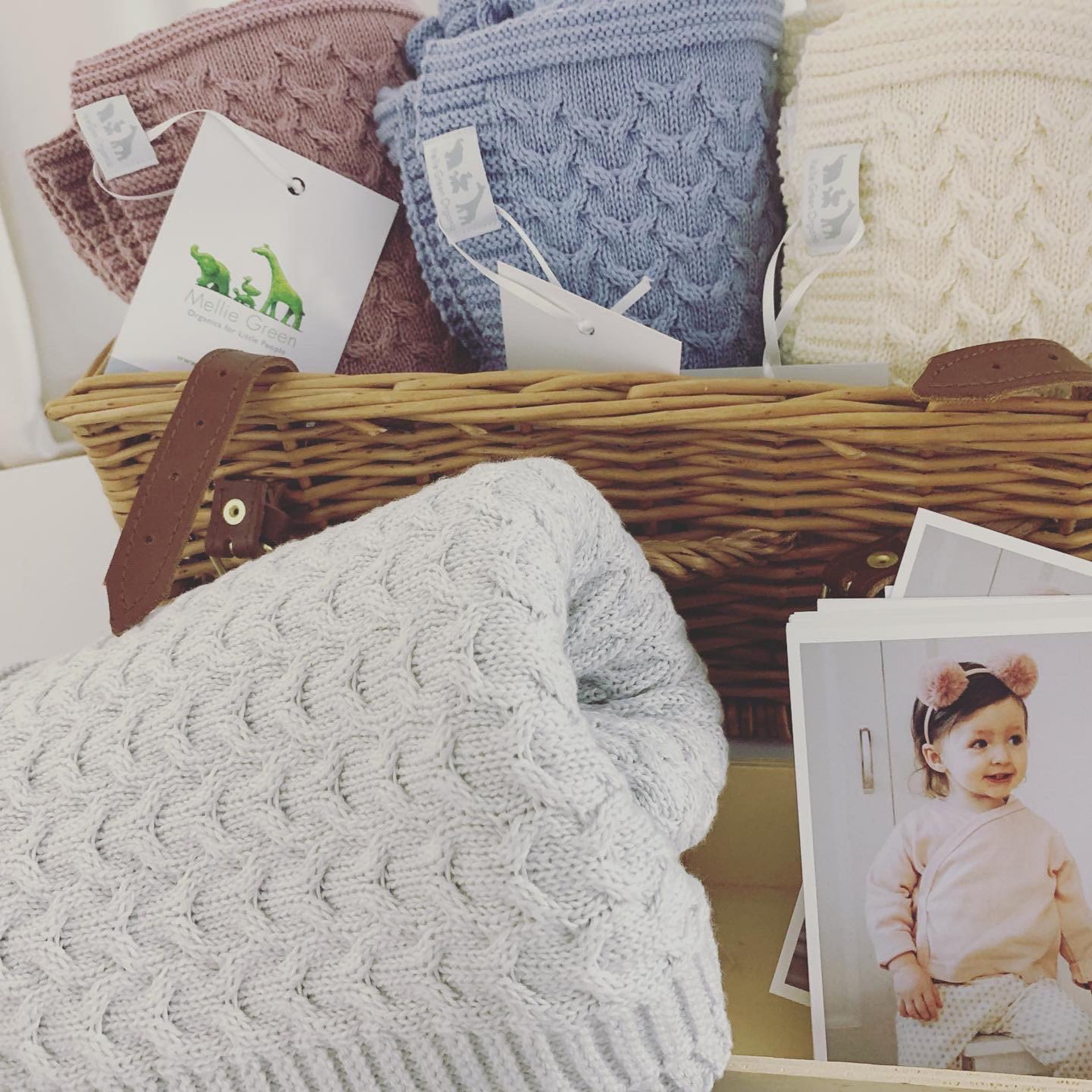 A range of blankets, clothing and keepsakes in soft organic cotton. 