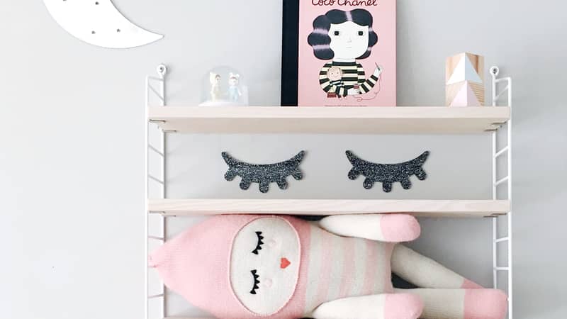 moon mirror and dream eyes