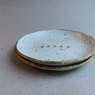 Peace and love dish set