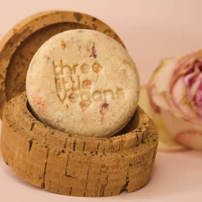 the botanist shampoo bar