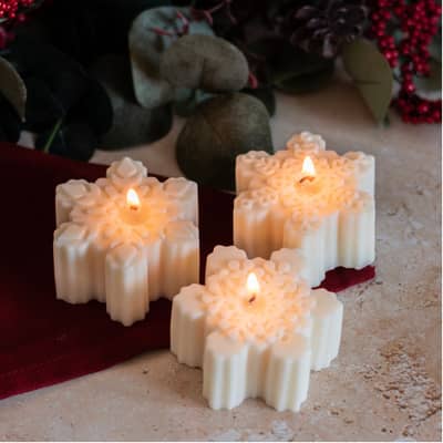 Brand owners, sisters from London