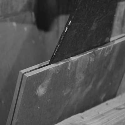 Splitting Welsh slate by hand to make placemats
