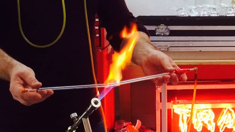 Neon sign gift experience