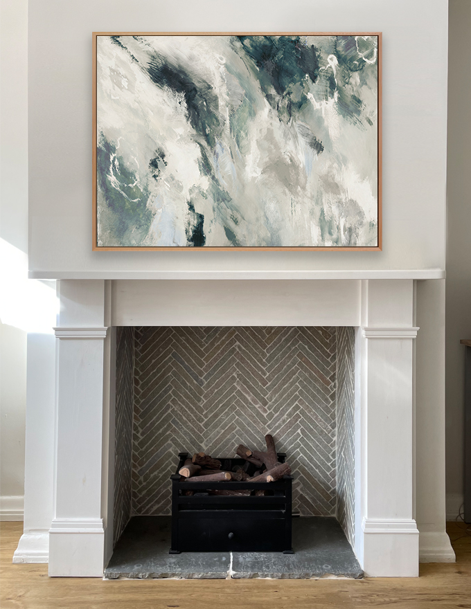 'Ria Brae' gives style and impact to a room whilst also feeling harmonious, created by that smooth and delicate brushwork we've created.