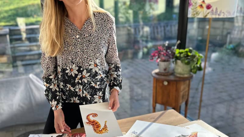 Katie Hipwell Painting with watercolours