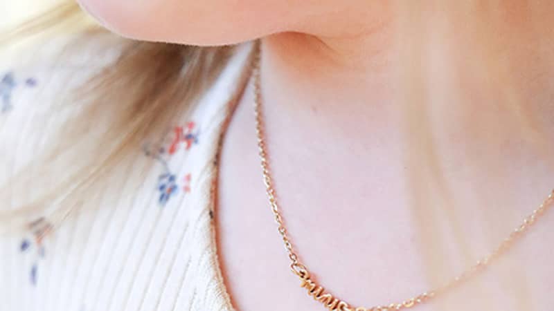 childrens-waterproof-mini-necklace