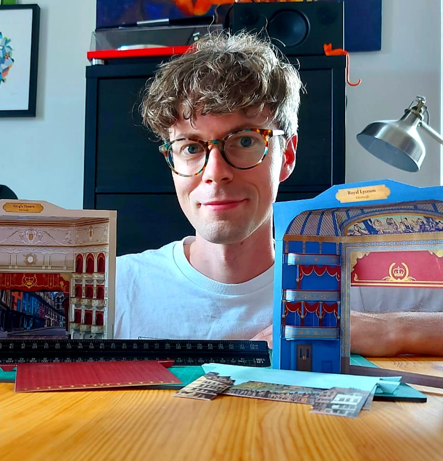 Hello! I'm Stuart and I love the theatre. 