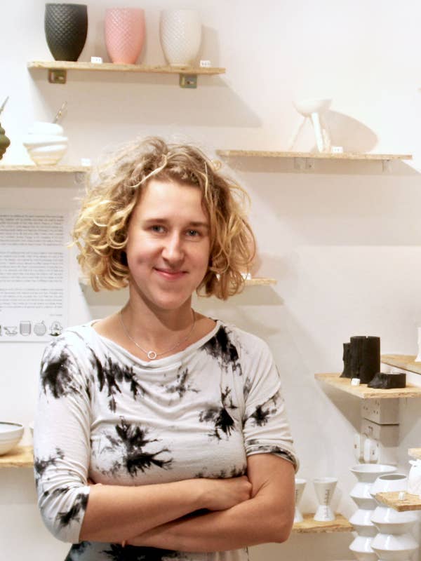 Kina Gorska at studio