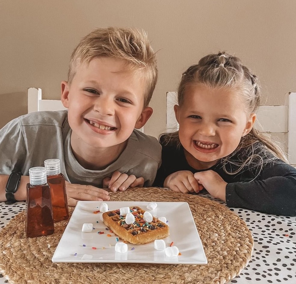 Children enjoying Sprinkles N Munch kits