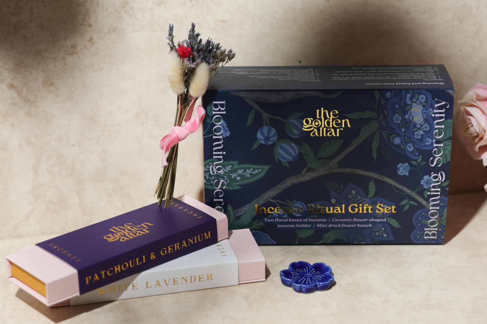 Gift set dried flowers and incense