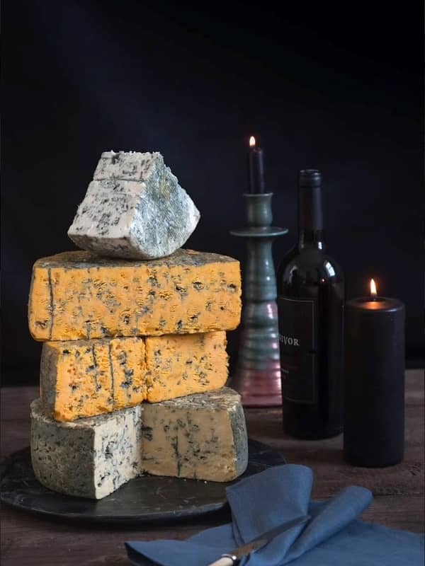 Our 3 most show stopping blue cheeses.