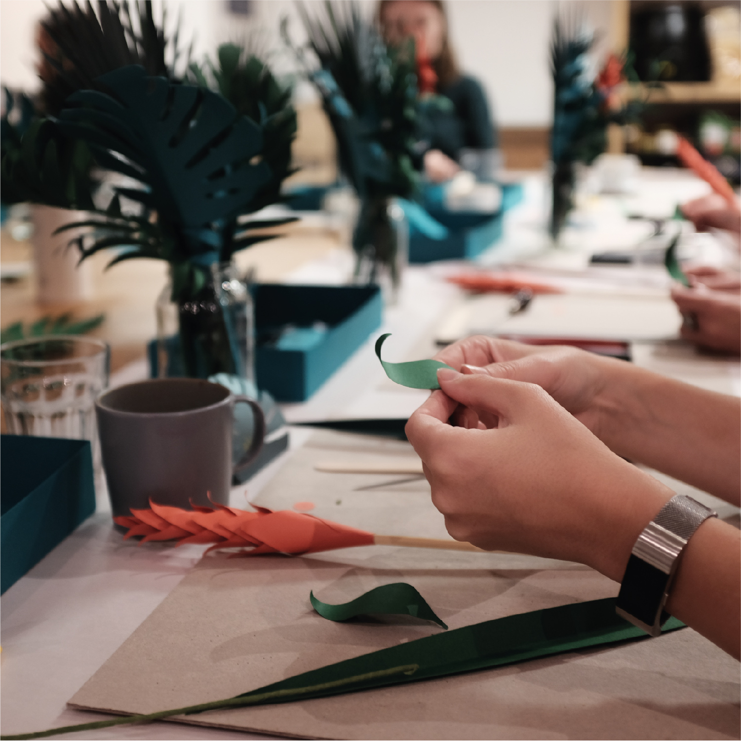 CARTA & WOOD Workshop with hands making